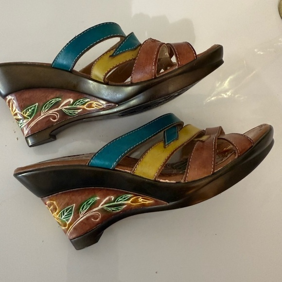 Via Veneto Colorful Wedge Leather Sandals. size 6, NWOB - Picture 3 of 7